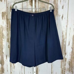 Bentley Plus, Elegant High Waist Navy Shorts. Size 1X. In excellent condition!